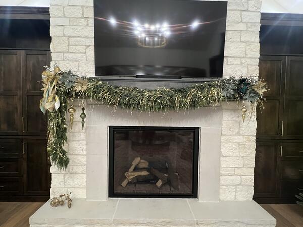 The Walnut Manor — Emerald & Gold